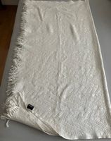Couverture  Pfister crème franges décoratives