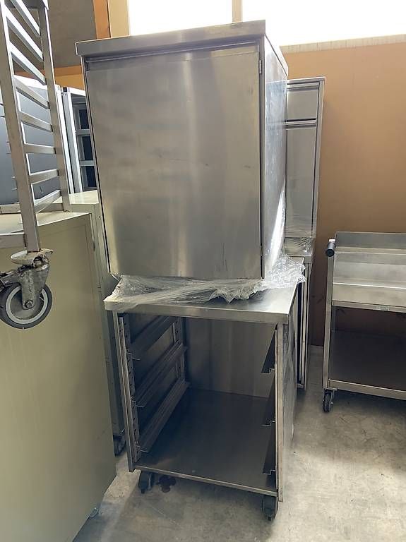 Allestimento di negozi e stand fieristici: Diverse Untermöbel Chromstahl Gastro  – Usato da Burgdorf venduto da dkwhummel 3