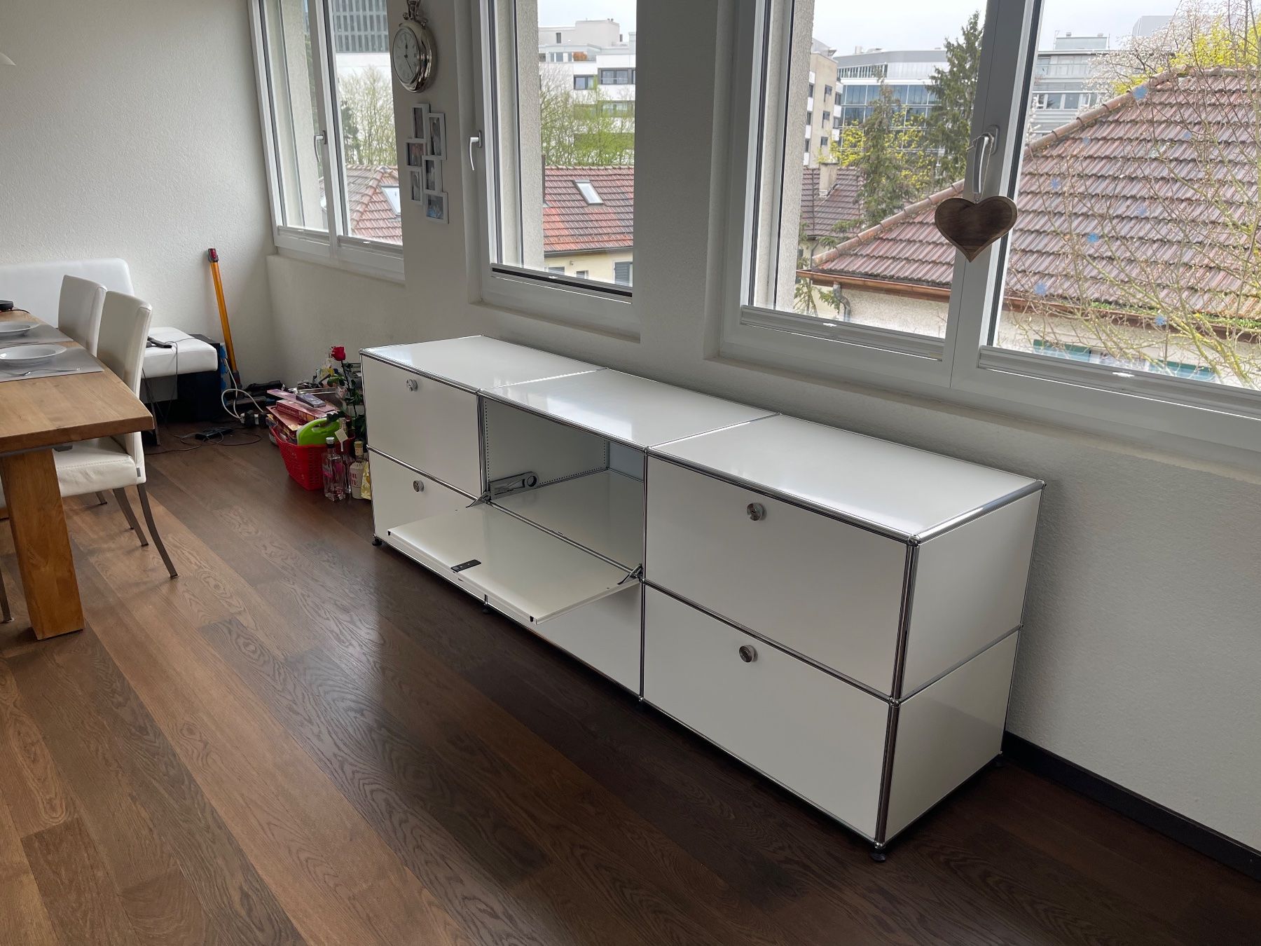 USM Cassettiere: Usm Sideboard weiss Lief Gratis – Usato da Thun venduto da Thuno6 1