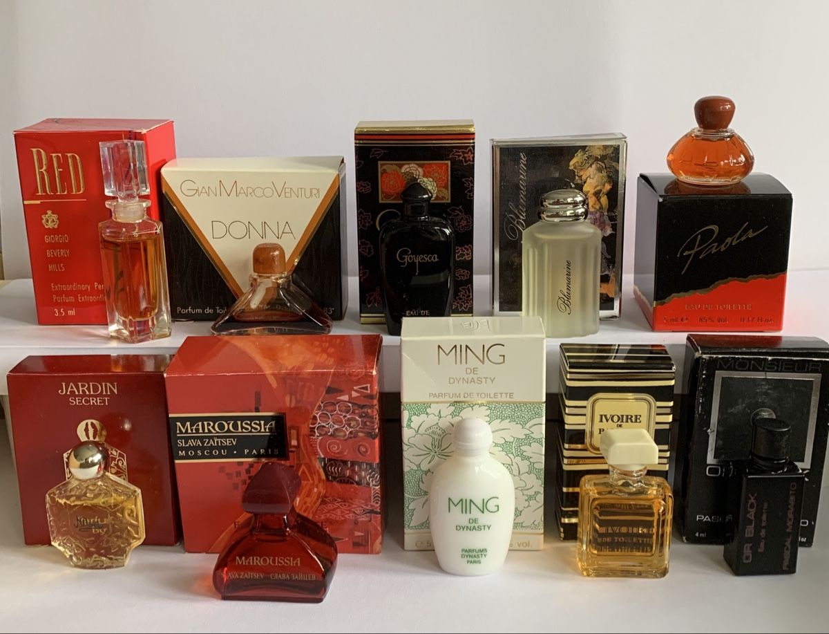 Profumi & Eau de Toilette: 10 Parfum Miniaturen – Nuovo (secondo la descrizione) da Hochdorf venduto da Blume007