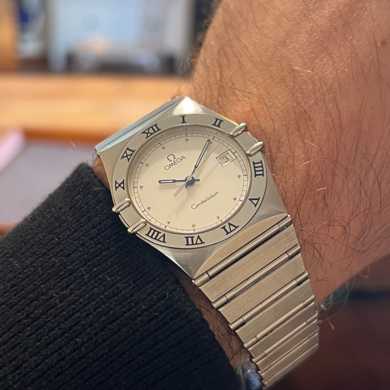 Omega Orologi: Omega Constellation Silver Dial Quartz Date 1510.3 – Usato da Carouge GE venduto da Watchaser 3