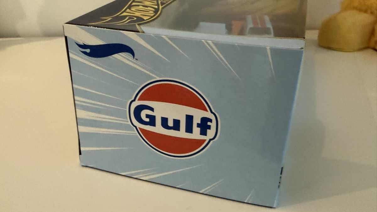 Hot Wheels Modellini d'auto: Hot Wheels Premium Gulf Set - Neu – Nuovo e nell'imballaggio originale da Basel venduto da Zomeg 2