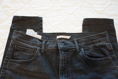 Schwarze Levis Jeans, Grösse 32x29