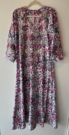 Joli caftan / robe de plage motif floral & strass, t. S neuf
