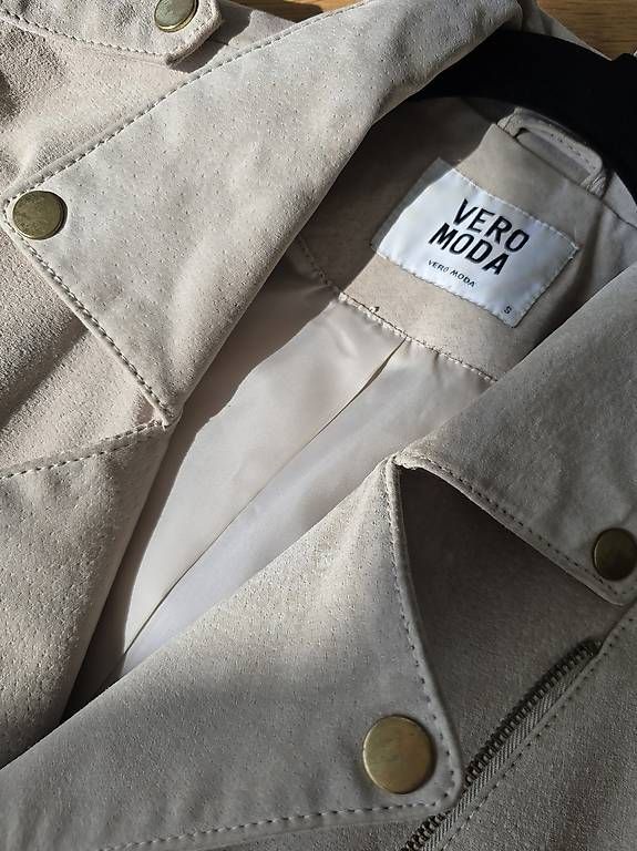 Giacche: Jacke Vero Moda  – Usato da Sissach venduto da NS_CH 2