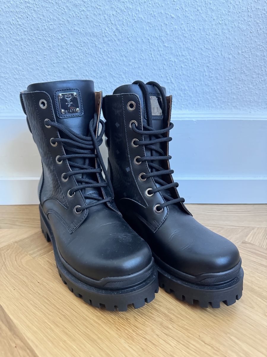 Mcm Scarpe da uomo: MCM Visetos Boots in Calf Leather Gr. 41 – Nuovo (secondo la descrizione) da Zürich venduto da han_pz5r