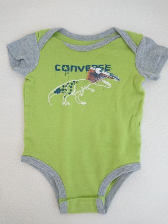 Baby Boy Body Converse Gr. 62/68