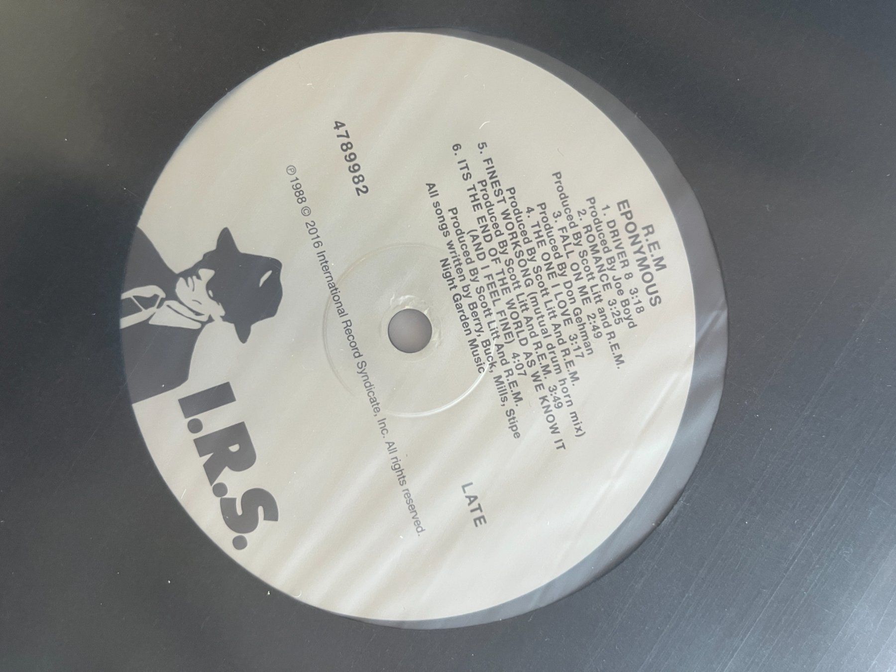 Schallplatten: R.E.M. – Eponymous Vinyl LP – Gebraucht aus Effretikon von ChrisLamberger 3