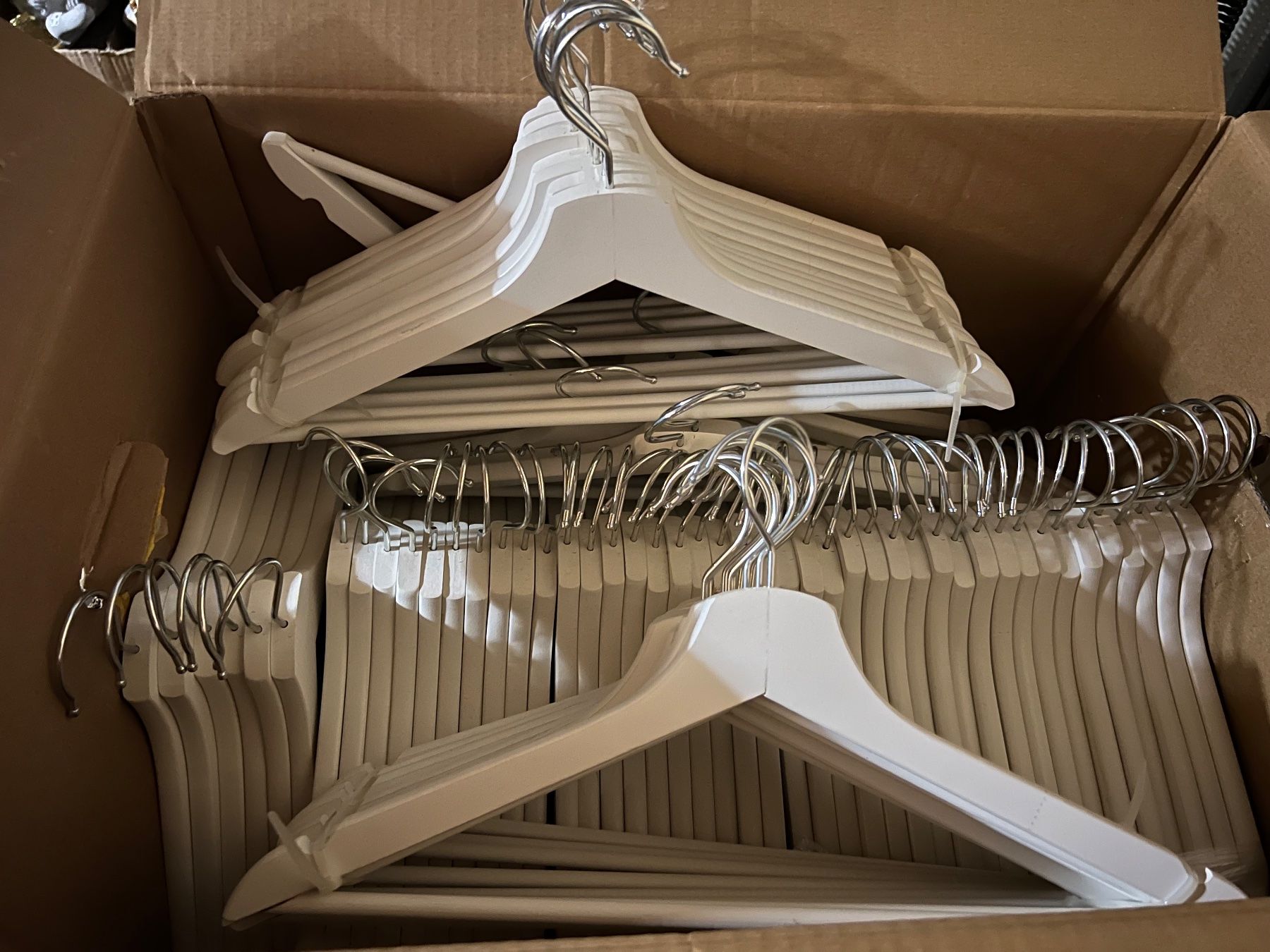 Ikea Cintres: IKEA Kleiderbügel neu!! 8 x 10 er Pack – Neuf avec emballage d'origine à Bern par GarageSale31 2