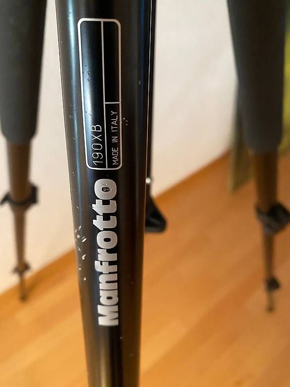 Manfrotto Stative & Stativköpfe: MANFROTTO 190XB Stativ mit Kugelkopf – Gebraucht aus Flawil von brezel5685 1