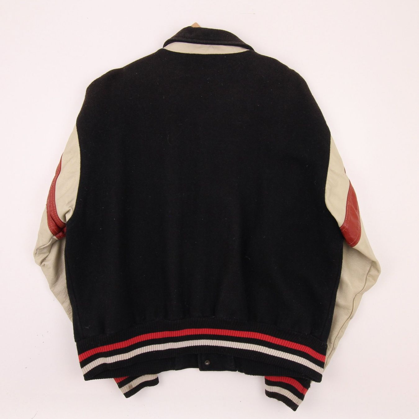 Giacche: Vintage Louisville Slugger Varsity Jacket – Difettoso da Bern venduto da Padeeeh 1