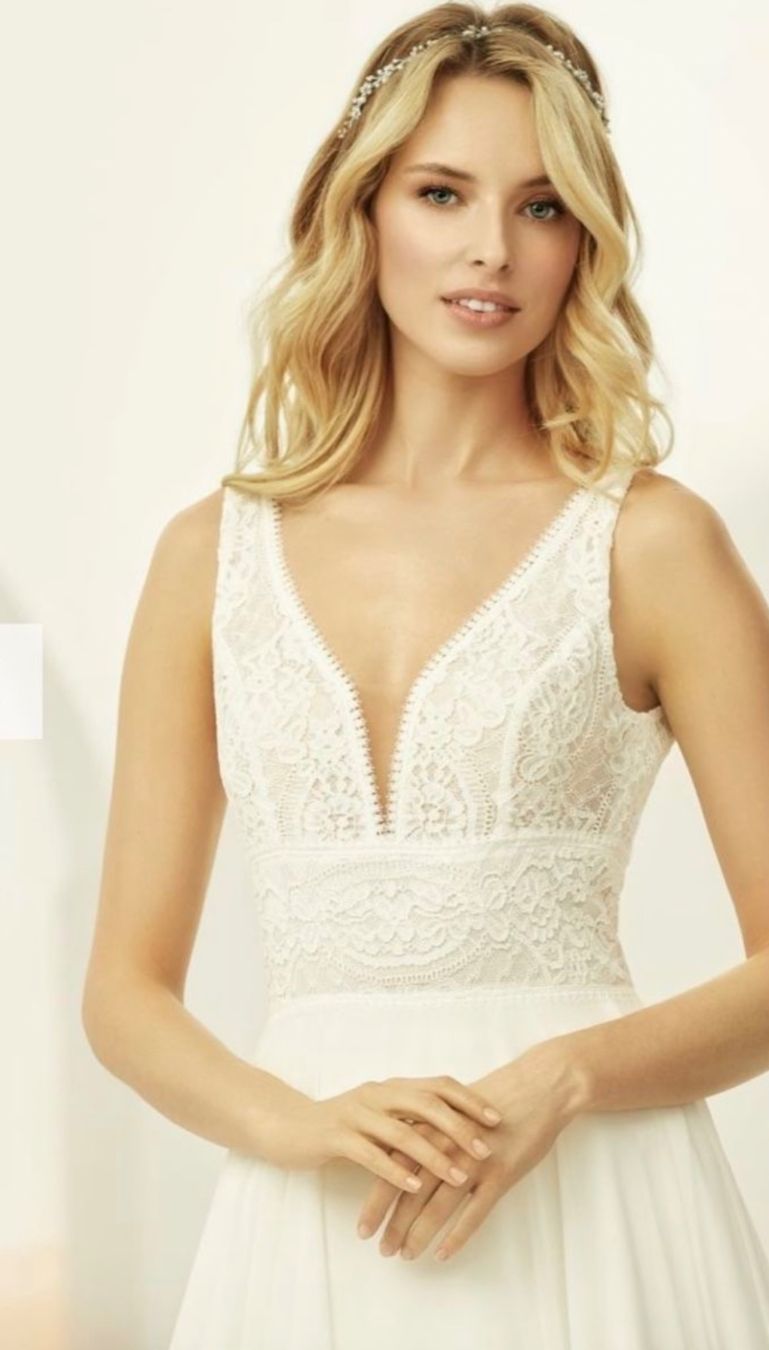 Kleider: Hochzeitskleid mit Spitze – Neu (gemäss Beschreibung) aus Schwyz von F.Brugger 7