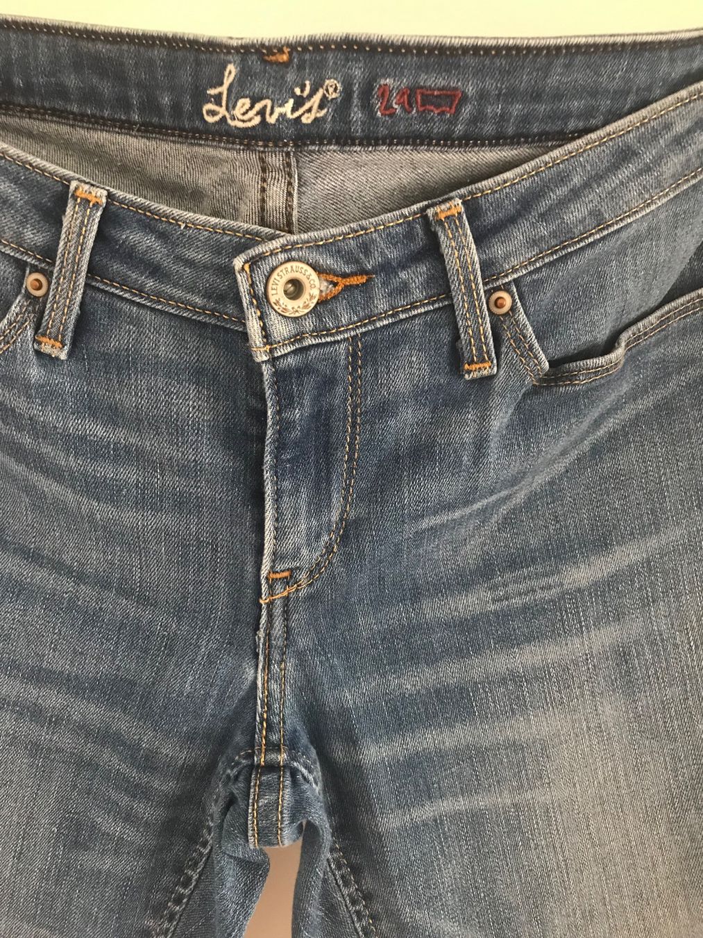 Levi's Jeans: Levis Damen Jeans, Grösse 29 – Usato da Niederteufen venduto da mix18 1