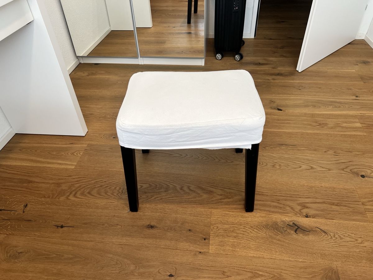 Ikea Sgabelli: IKEA Hocker weiss mit abnehmbarem Bezug – Usato da Schmerikon venduto da didi_23 2