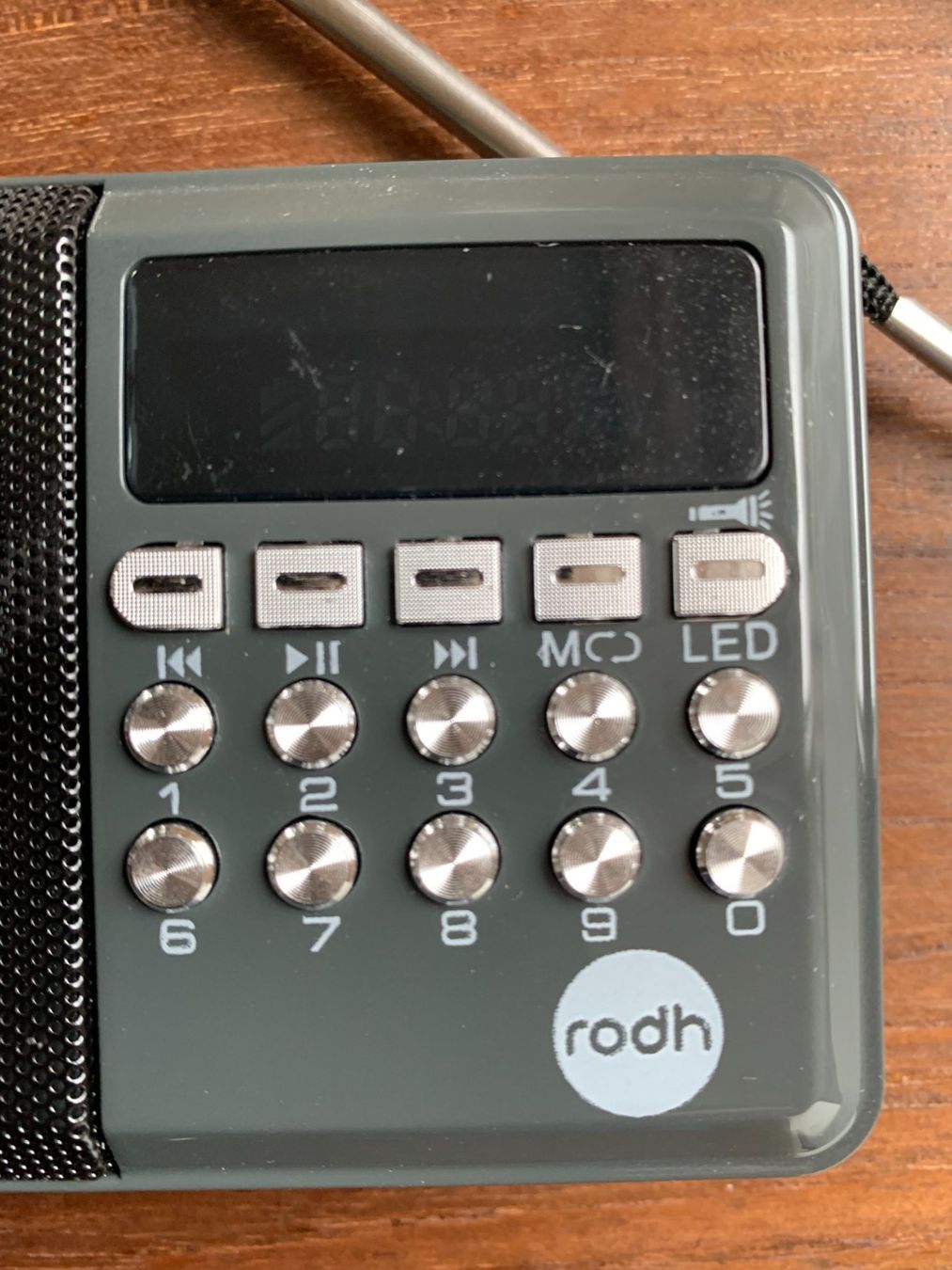 Radio: Akku-Radio mit LED – Usato da Hirzel venduto da BAGY54 1