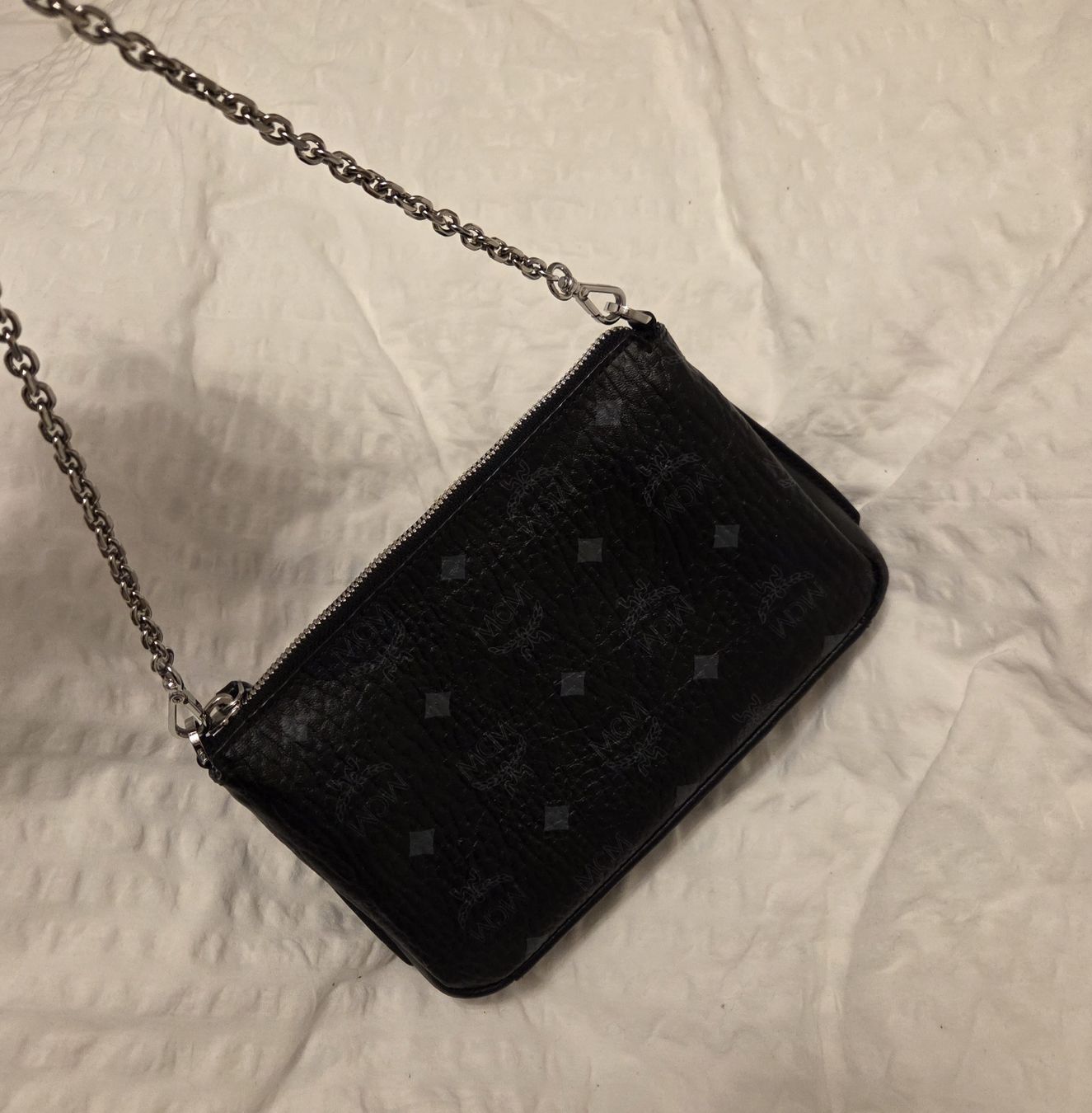 Mcm Sacs femmes: MCM Clutch/Handtasche, Schwarz/Silber – Neuf (Voir description) à Bern par Produkte.verkauf 2