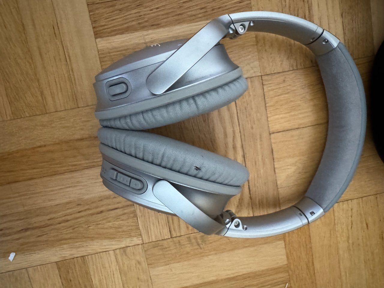 Bose Kopfhörer: BOSE QuietComfort Bluetooth Noise Cancelling Kopfhörer – Defekt aus Zürich von kanausonric 3