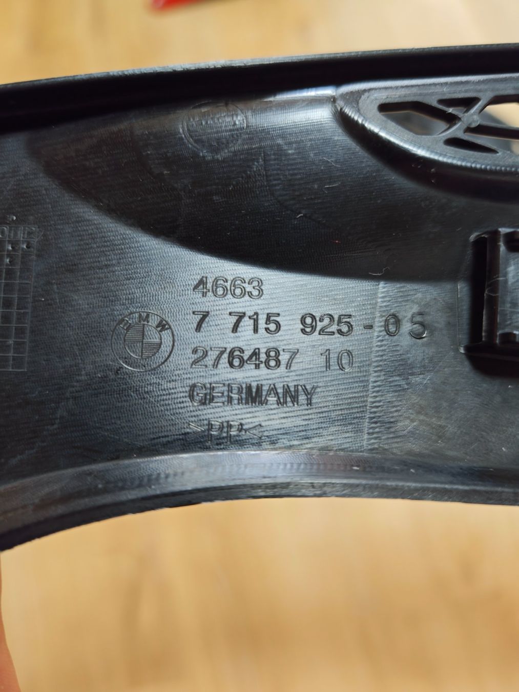 BMW Alle Motorradersatzteile: S1000rr Tank seitenverkleidung – Gebraucht aus Merlischachen von lebkuchen3 4