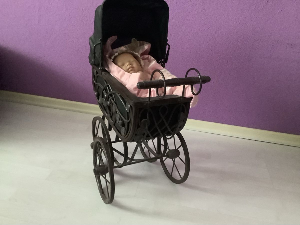 Carrozzine per bambole: Puppenwagen – Usato da Buchs AG venduto da happy1966 1
