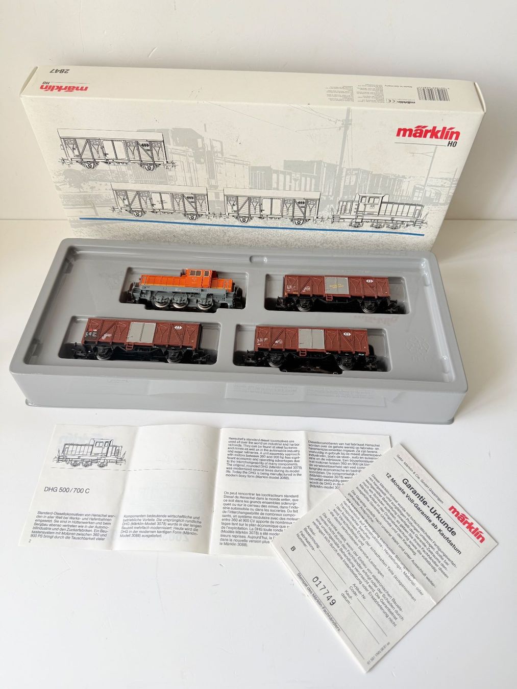 Modellini di ferrovie: Märklin HO Schweizer Nebenbahn-Güterzug – Usato da Zwingen venduto da moje1