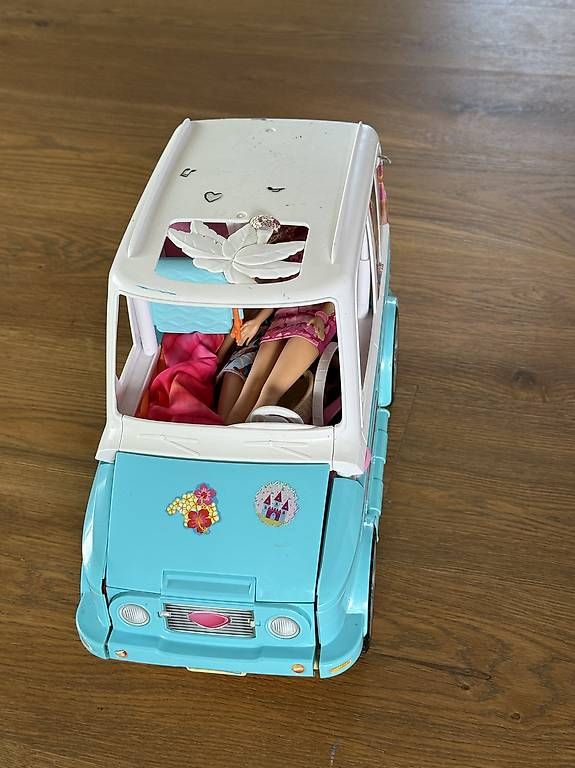 Jouets: Barbie Puppen mit van – D'occasion à Zürich par Sashkica 1