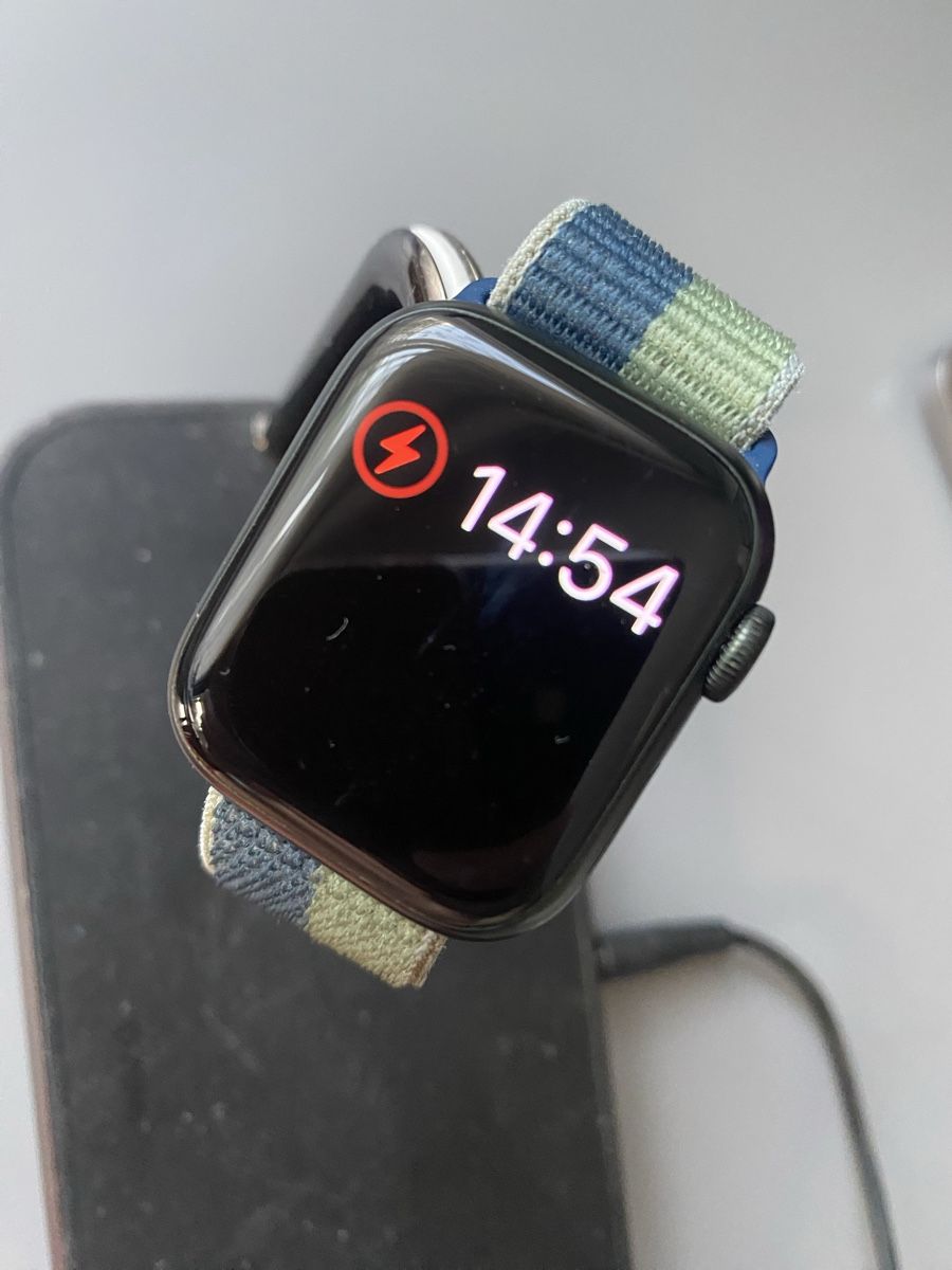 Apple Smartwatch: iWatch – Gebraucht aus Rapperswil SG von minipic33