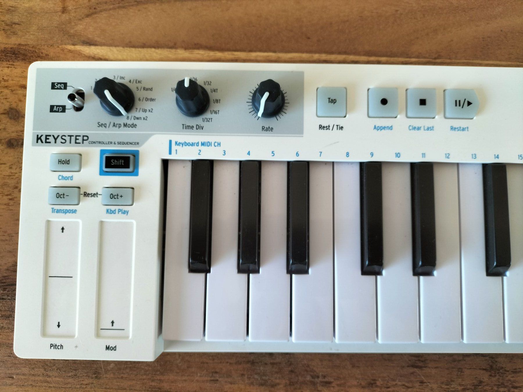 Arturia Instruments de musique: MIDI-Keyboard Arturia Keystep – D'occasion à Olten par LarryRampage 1