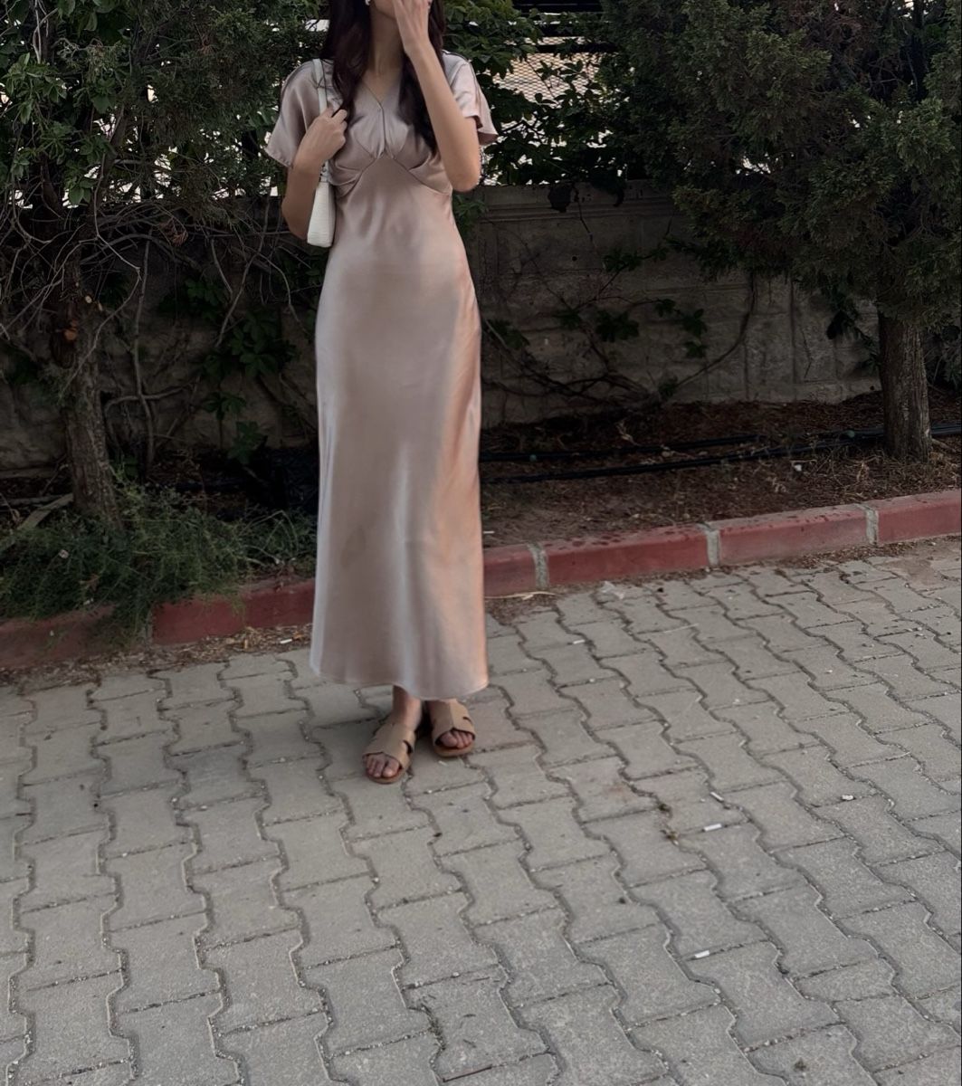 Zara Robes: Seidenkleid – D'occasion à Basel par skc_767 2