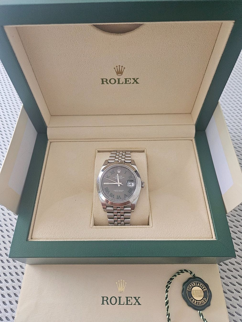 Rolex Montres: Rolex Datejust Wimbledon 41 - 126300 – D'occasion à Horgen par icardo1950