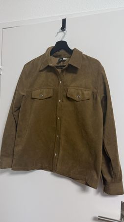 Veste H&M imitation daim, taille S, parfaite pour l'automne!