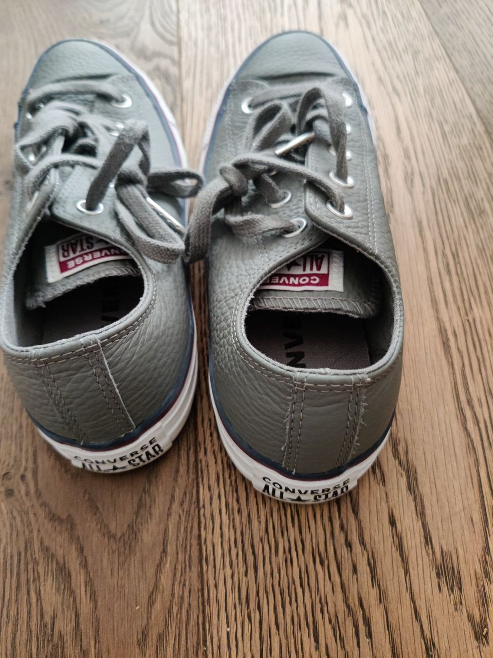 Converse Scarpe da uomo: Converse ledersneakers Gr.36.5 Grau – Usato da Ostermundigen venduto da Louhdezd 2