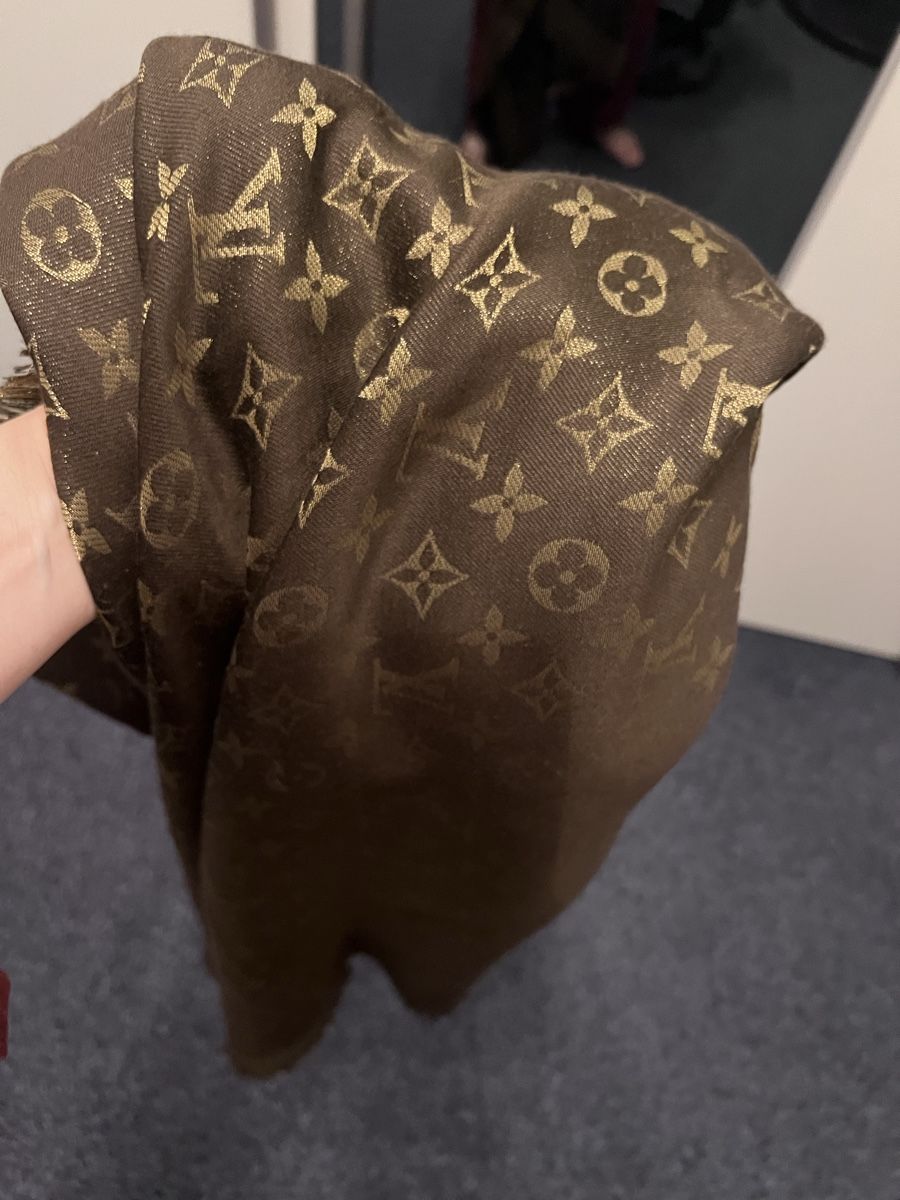 Louis Vuitton Foulard & Sciarpe: Louis Vuitton Scarf, Brown, Classic Pattern - Warm! – Usato da Baar venduto da kri_m7t2 2