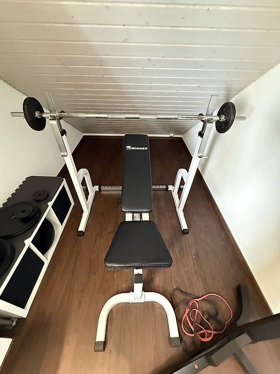 Hometrainer: Hantelbank Set – Usato da Staad SG venduto da met_k62l