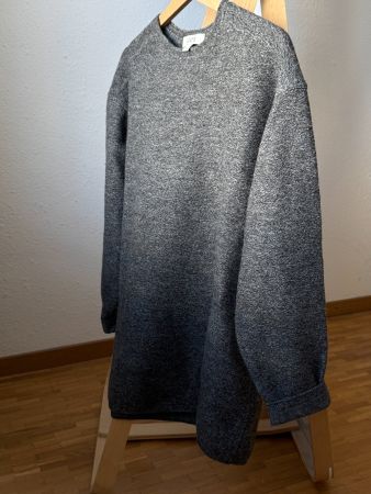 COS grauer Wollpullover