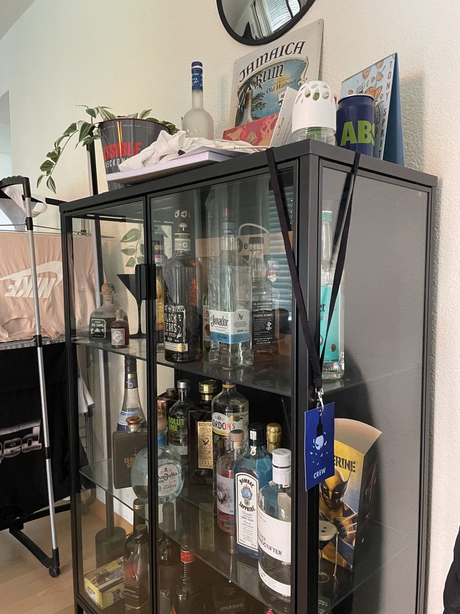 Vitrinen: Glasvitrine  – Gebraucht aus Wichtrach von lor_6zwr 1