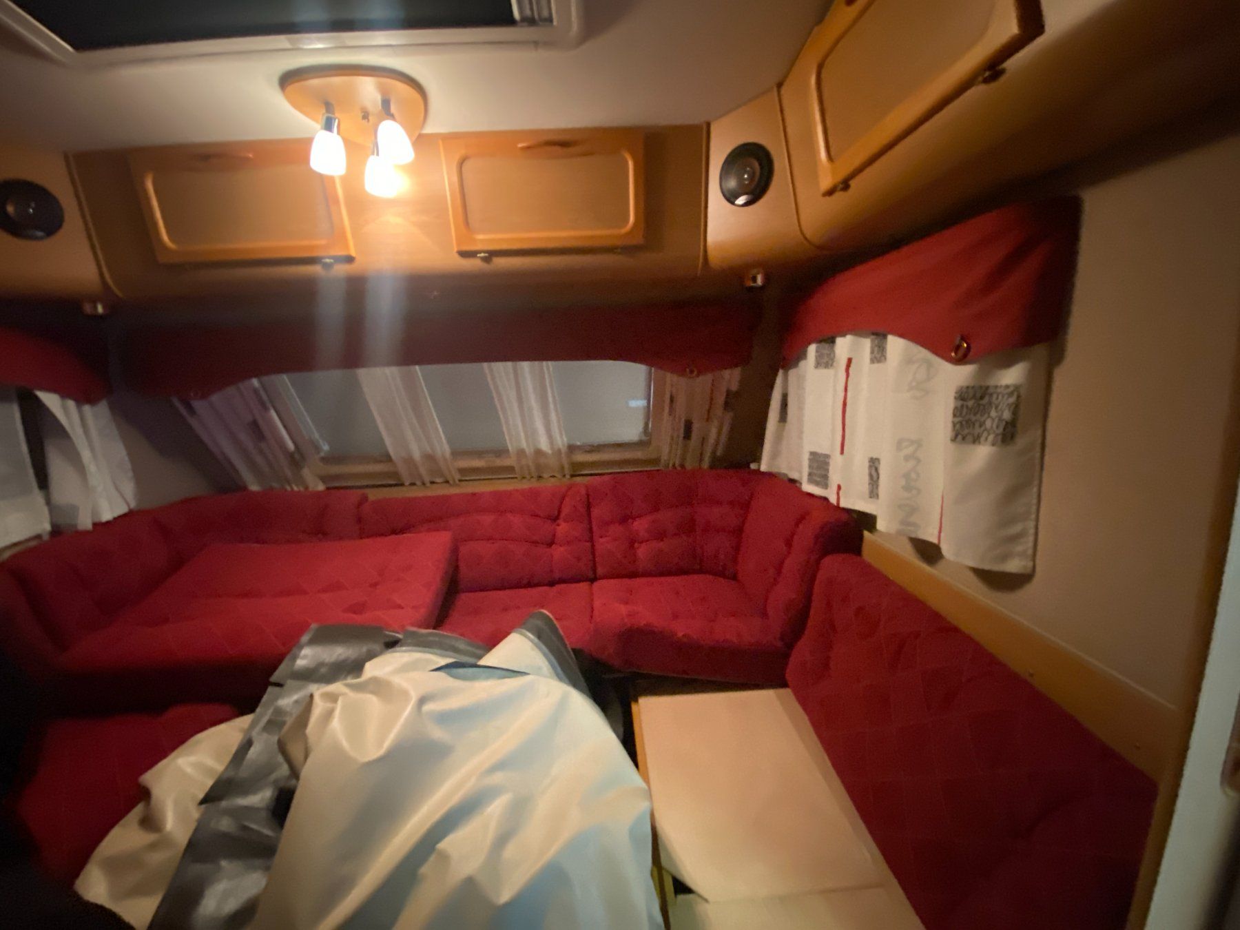 Kabe Veicoli da campeggio: Wohnwagen KABE KING SIZE – Usato da Liestal venduto da aarroon 7