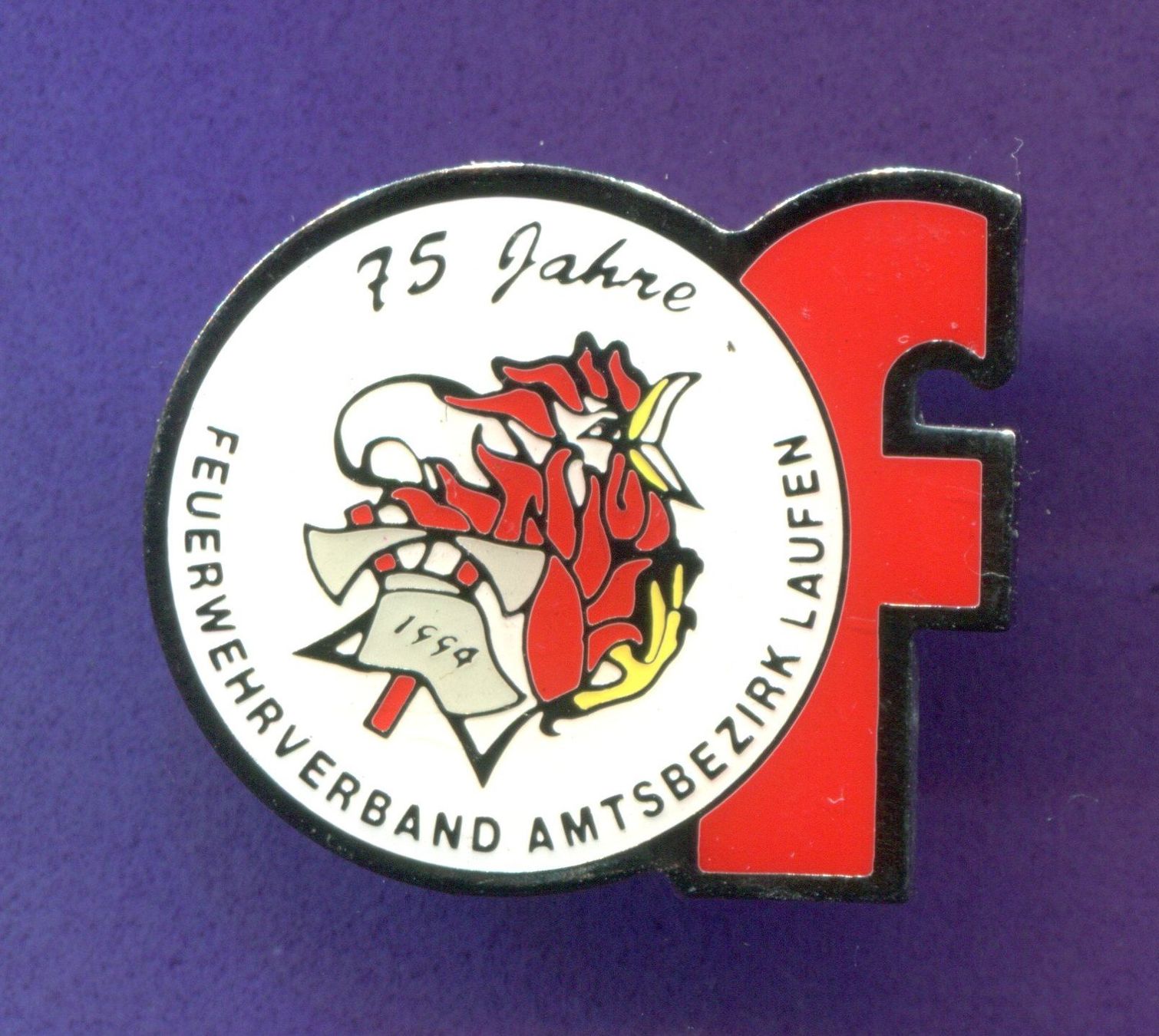 Placchette & Badge: Feuerwehr  LAUFEN – Usato da Winterthur venduto da Sammleroase