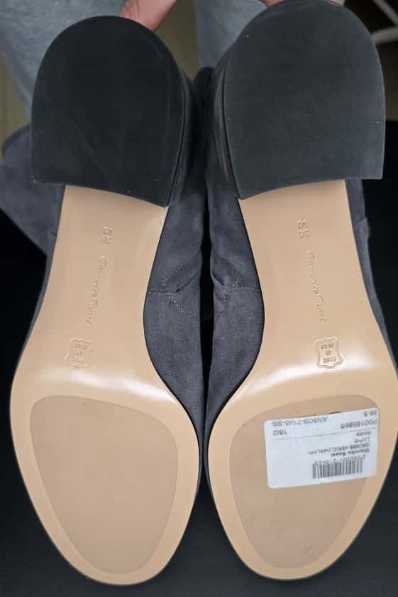 Gianvito Rossi Scarpe da donna: Cuissardes Gianvito Rossi – Nuovo e nell'imballaggio originale da Mont-sur-Rolle venduto da Senna85 4
