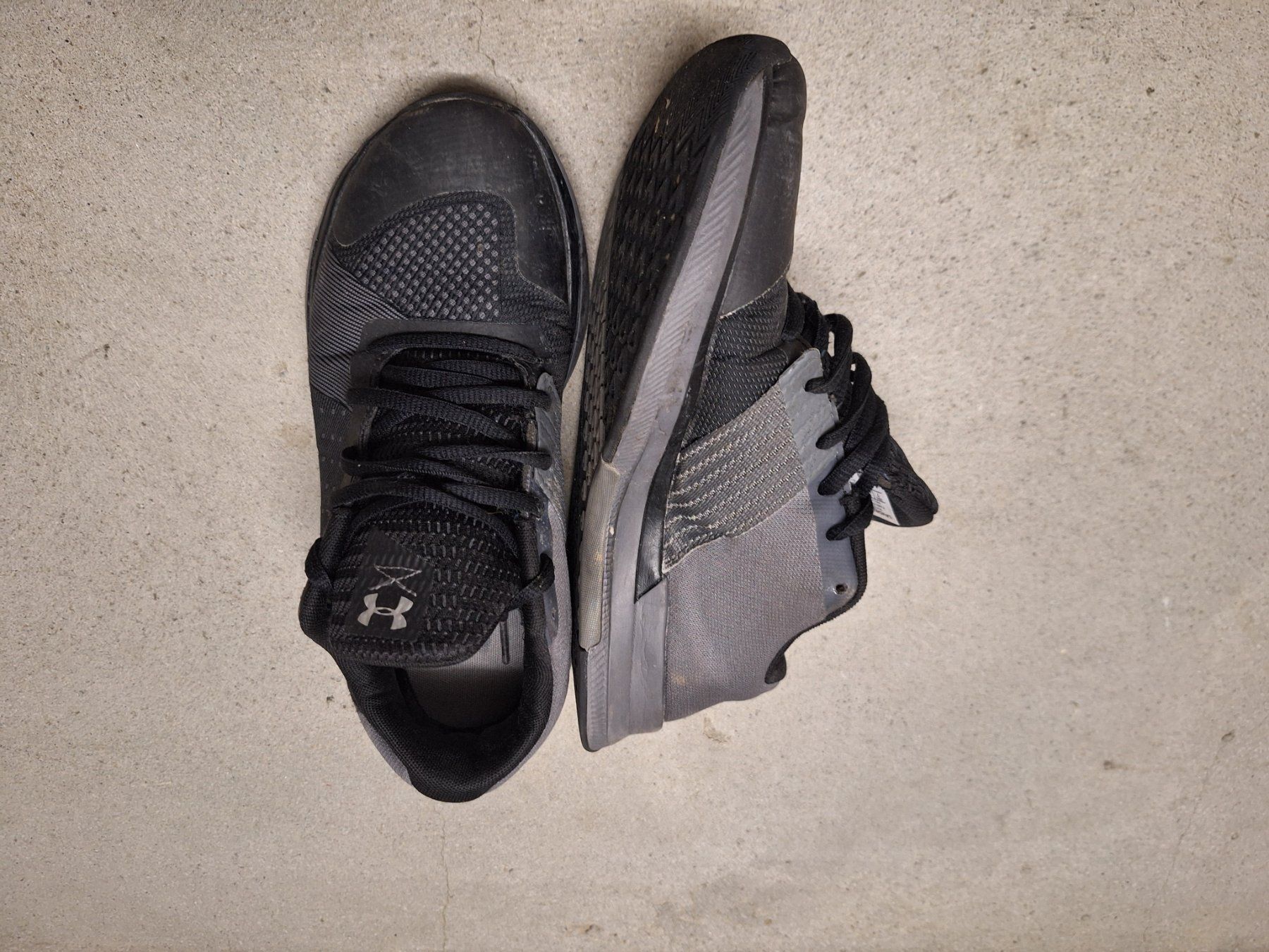 Under Armour Scarpe da donna: Under Armour Sneaker Gr. 38 – Usato da Burgdorf venduto da W31S 1