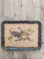 Serviertablett Holz handbemalt Blumenmuster antik Zustand.