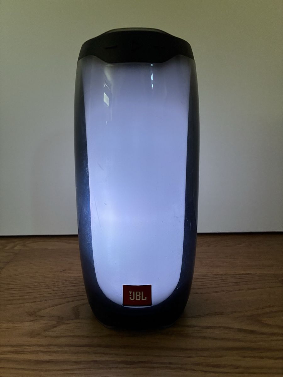 JBL Lautsprecher: JBL Pulse 4 – Gebraucht aus Langnau i. E. von Noatheastronaut 2