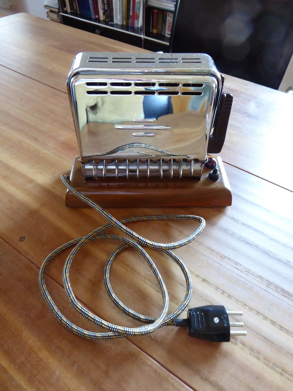 Jura Appareils de cuisine: JURA Vintage Toaster – D'occasion à Eschenz par sommerwind2012