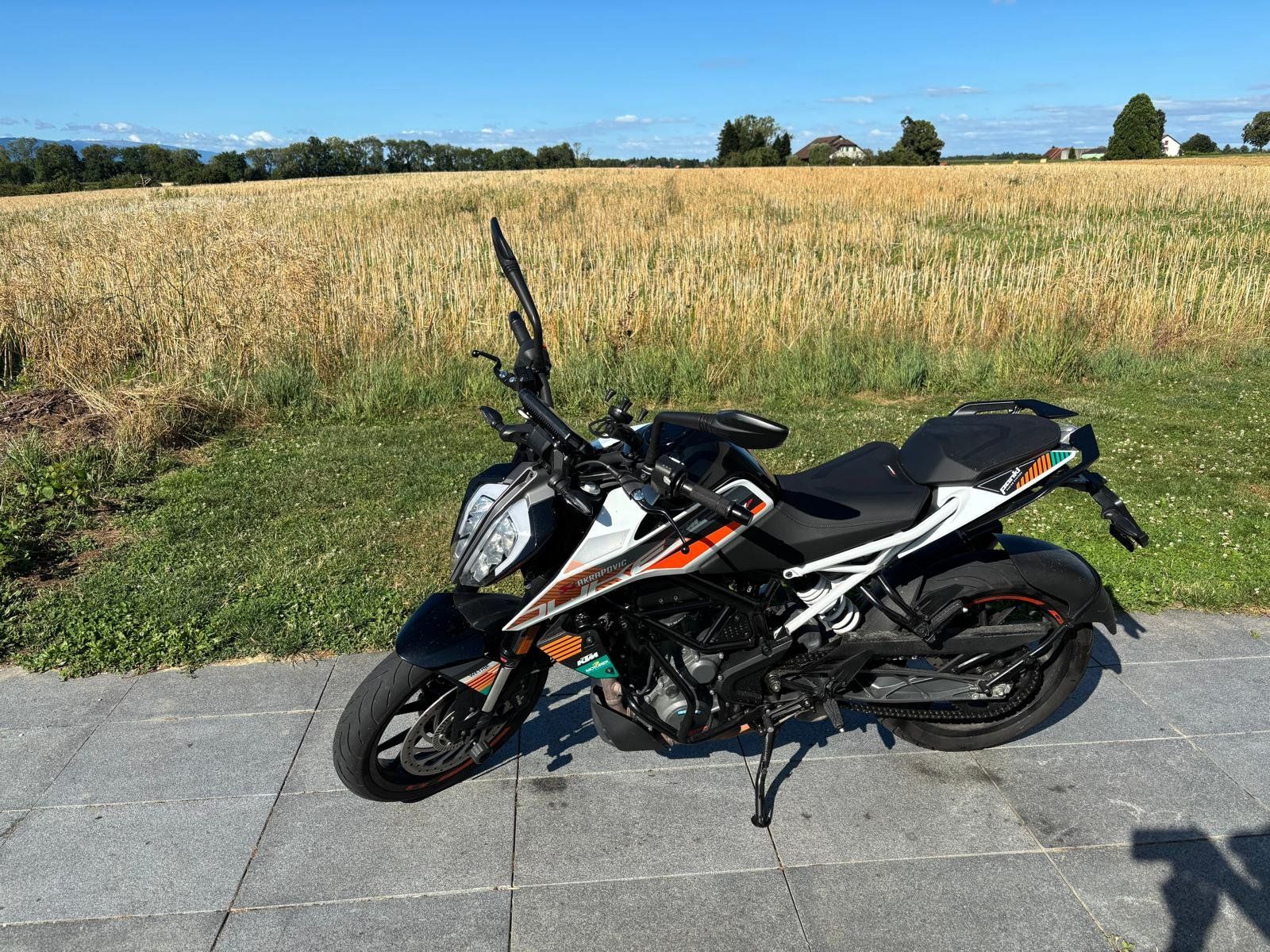 KTM Strada: KTM Duke 390, année 2022 – Usato da Estavayer-le-Lac venduto da Lor_tjg5 1