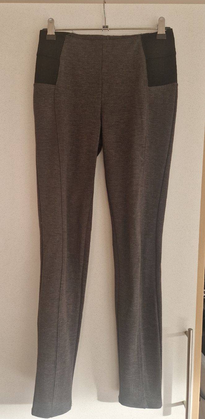 Leggings: 3 leggings gris et noir épais taille S – Usato da Versoix venduto da aline_b 2