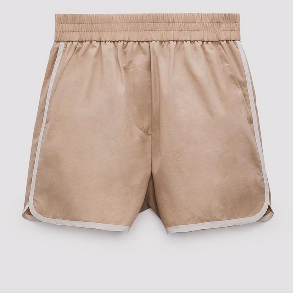 Zara Pantaloni: Zara shorts – Nuovo e nell'imballaggio originale da Opfikon venduto da MabelCouture 1