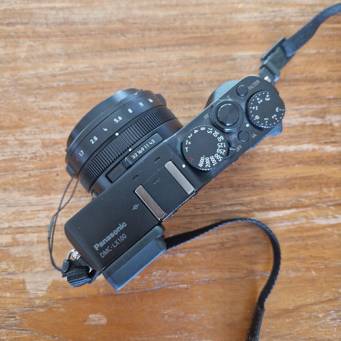 Panasonic Fotocamera: Panasonic Lumix DMC-LX100 – Usato da Pfeffingen venduto da Patrice85 1