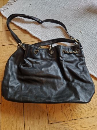 Pasito Handtasche aus Leder, Made in Italy, Schwarz