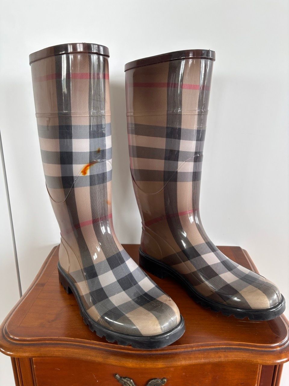 Burberry Scarpe da donna: Burberry Regenstiefel, Grösse 37 – Usato da Thalwil venduto da Arleen 1