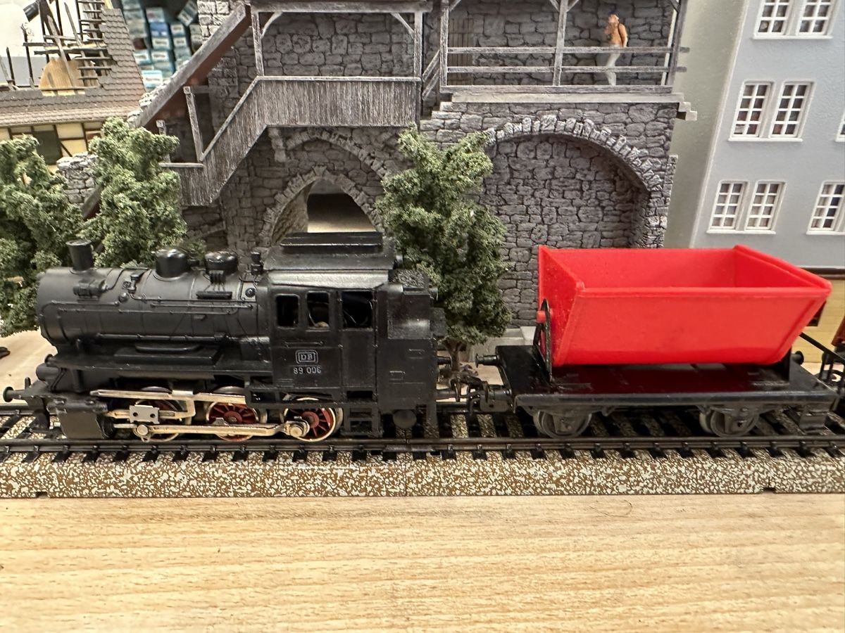 Märklin Modellini di ferrovie: Märklin 3000 DB BR 89 Güterzug – Usato da Lupsingen venduto da New-Haven 1