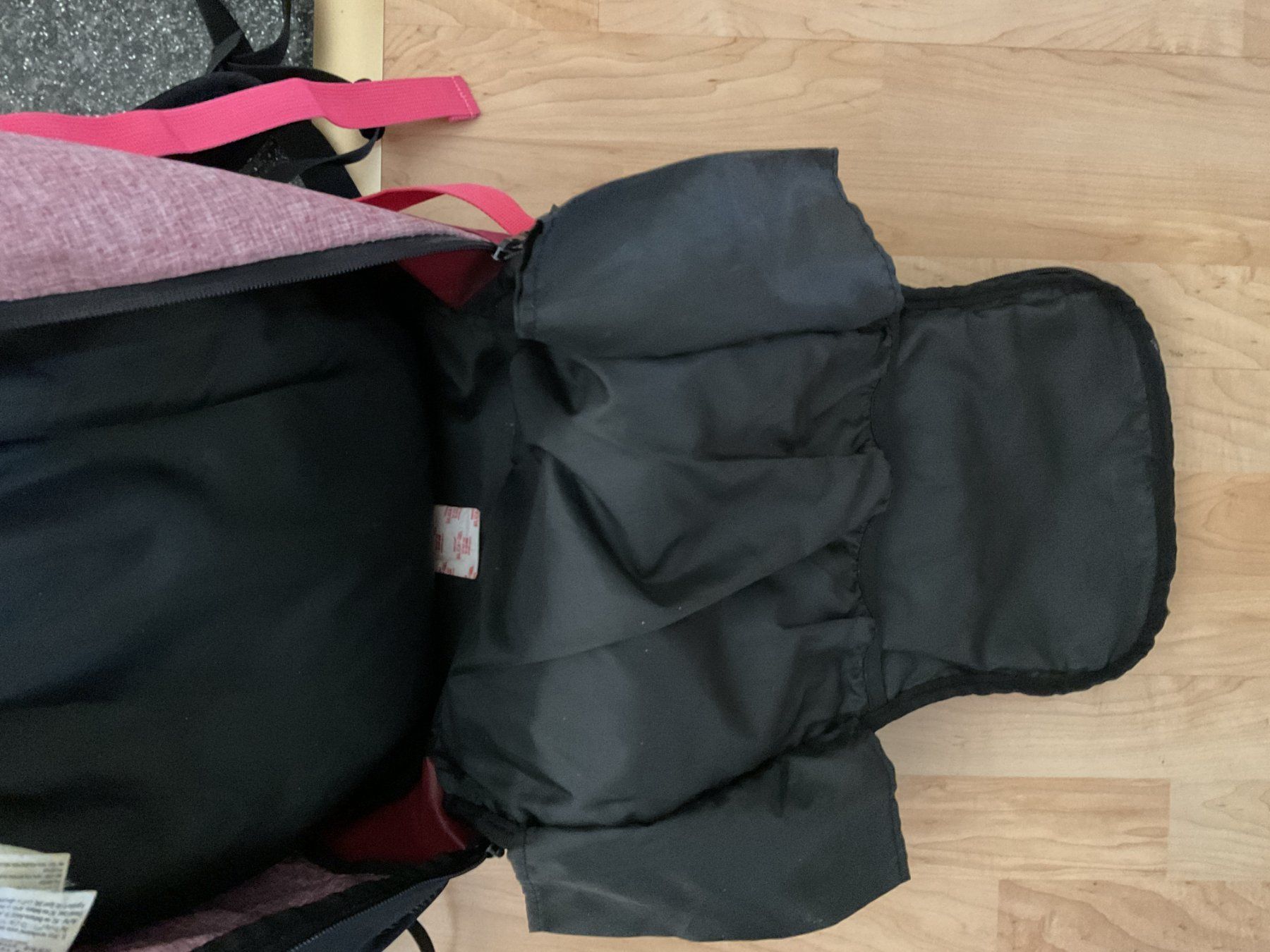 Roxy Zaini: Cooler Roxy Rucksack mit Laptopfach, siehe Massangaben – Usato da Walchwil venduto da Budy7 5